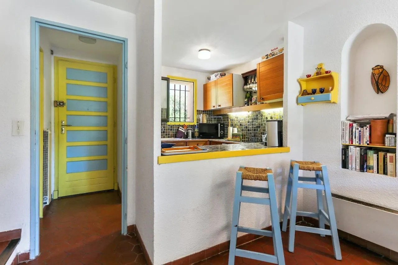 Maison Confortable Pres Des Plages De Saint-Raphael 0*, Saint-Raphael (Var)