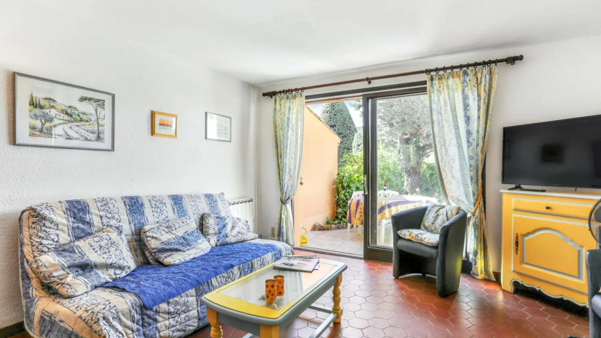 Maison Confortable Pres Des Plages De Saint-Raphael France